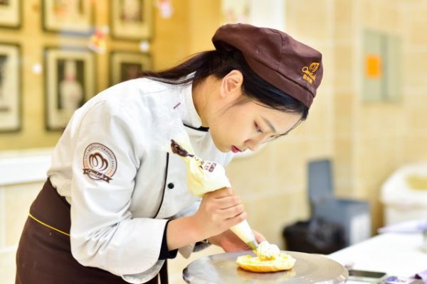 西点学校的学费